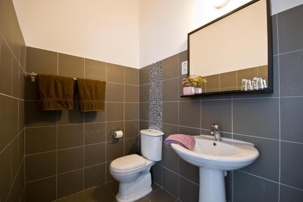 Balcony Apartment Budapest Eksteriør billede