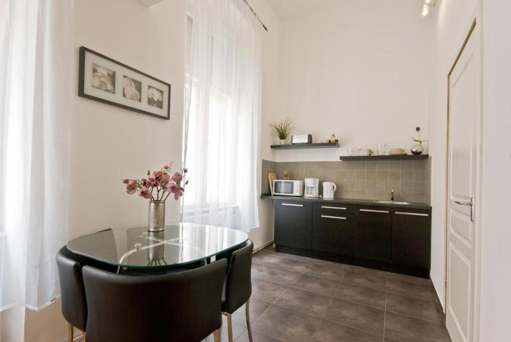 Balcony Apartment Budapest Eksteriør billede