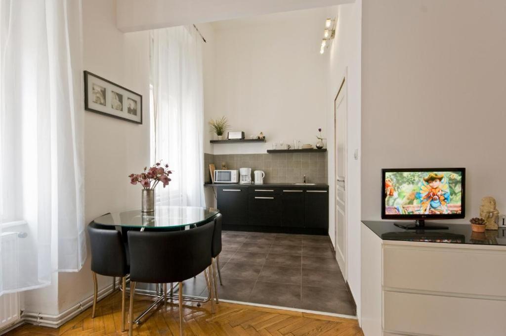 Balcony Apartment Budapest Eksteriør billede