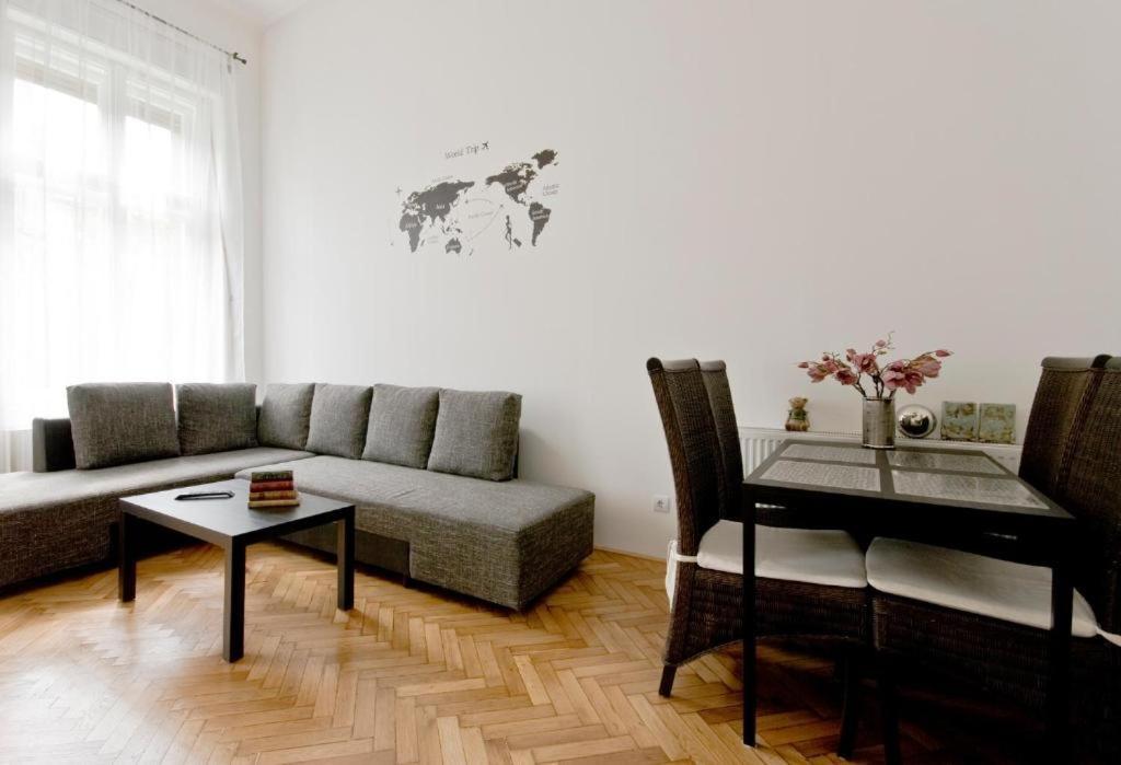 Balcony Apartment Budapest Eksteriør billede